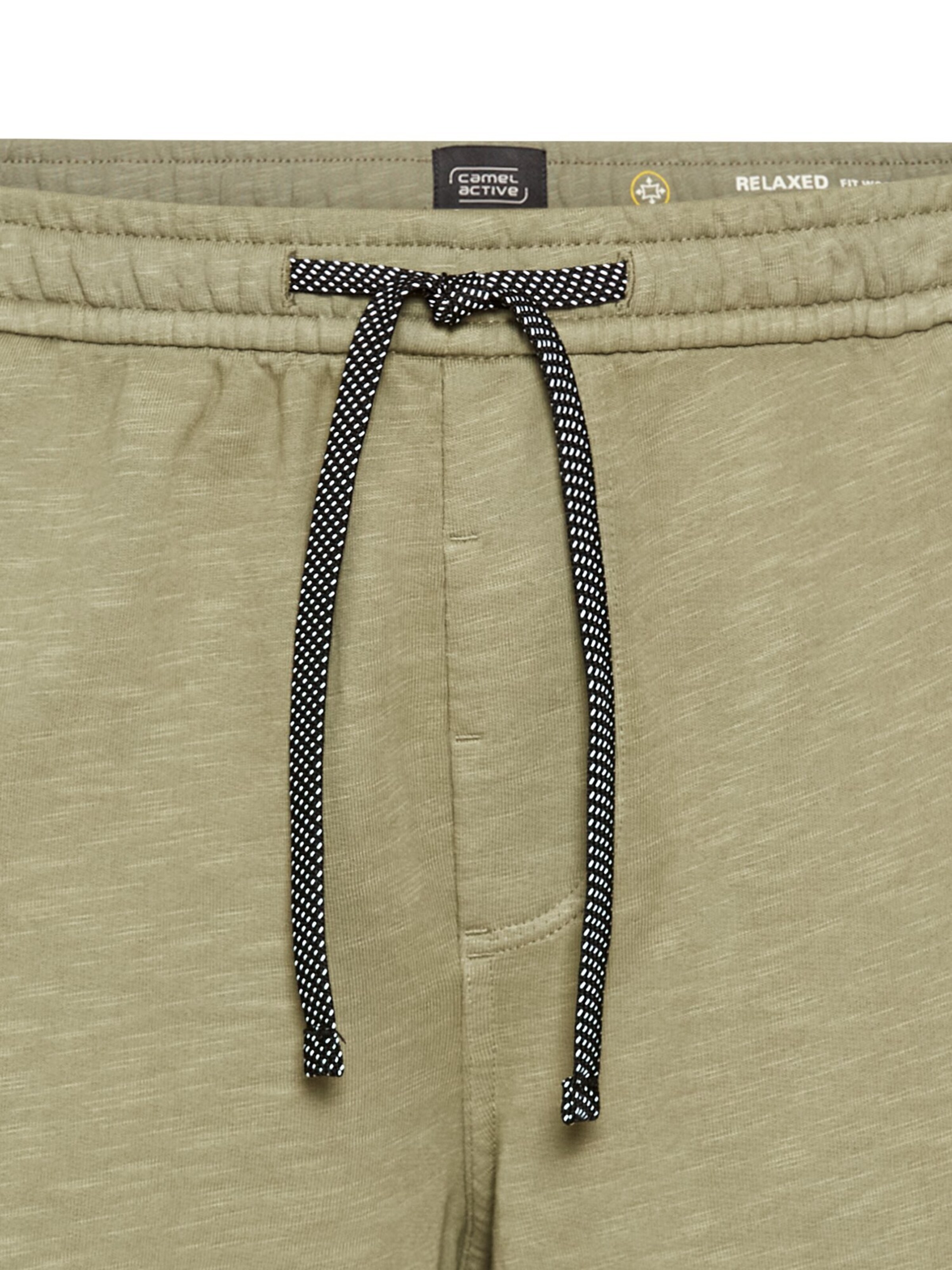CAMEL ACTIVE Tapered Cargo Pants in Green