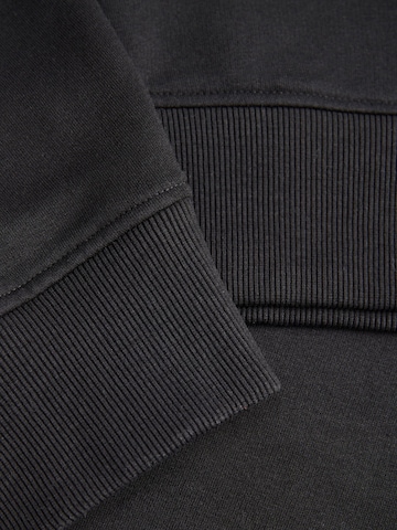 Felpa 'JJBuster' di Jack & Jones Plus in nero