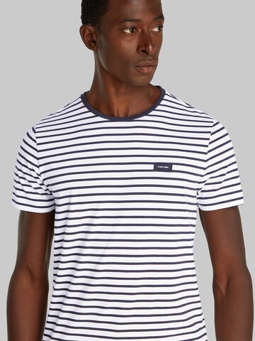 Calvin Klein Футболка в Белый