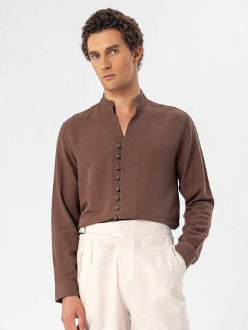 Coupe regular Chemise Antioch en marron