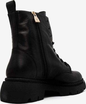 MELLUSO Lace-Up Ankle Boots in Black
