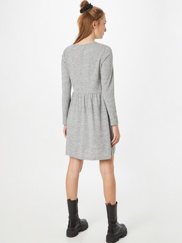 VERO MODA Kleid 'Malena' in Grau