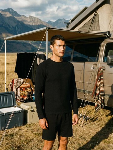 Maglietta di ZUBEK in nero