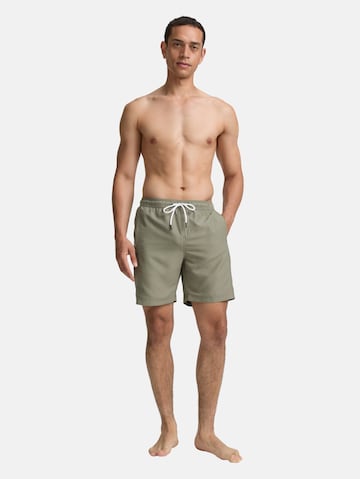 TOM TAILOR DENIM Zwemshorts in Groen: voorkant