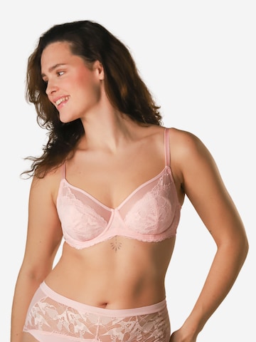 SugarShape T-shirt Bra in Pink: front