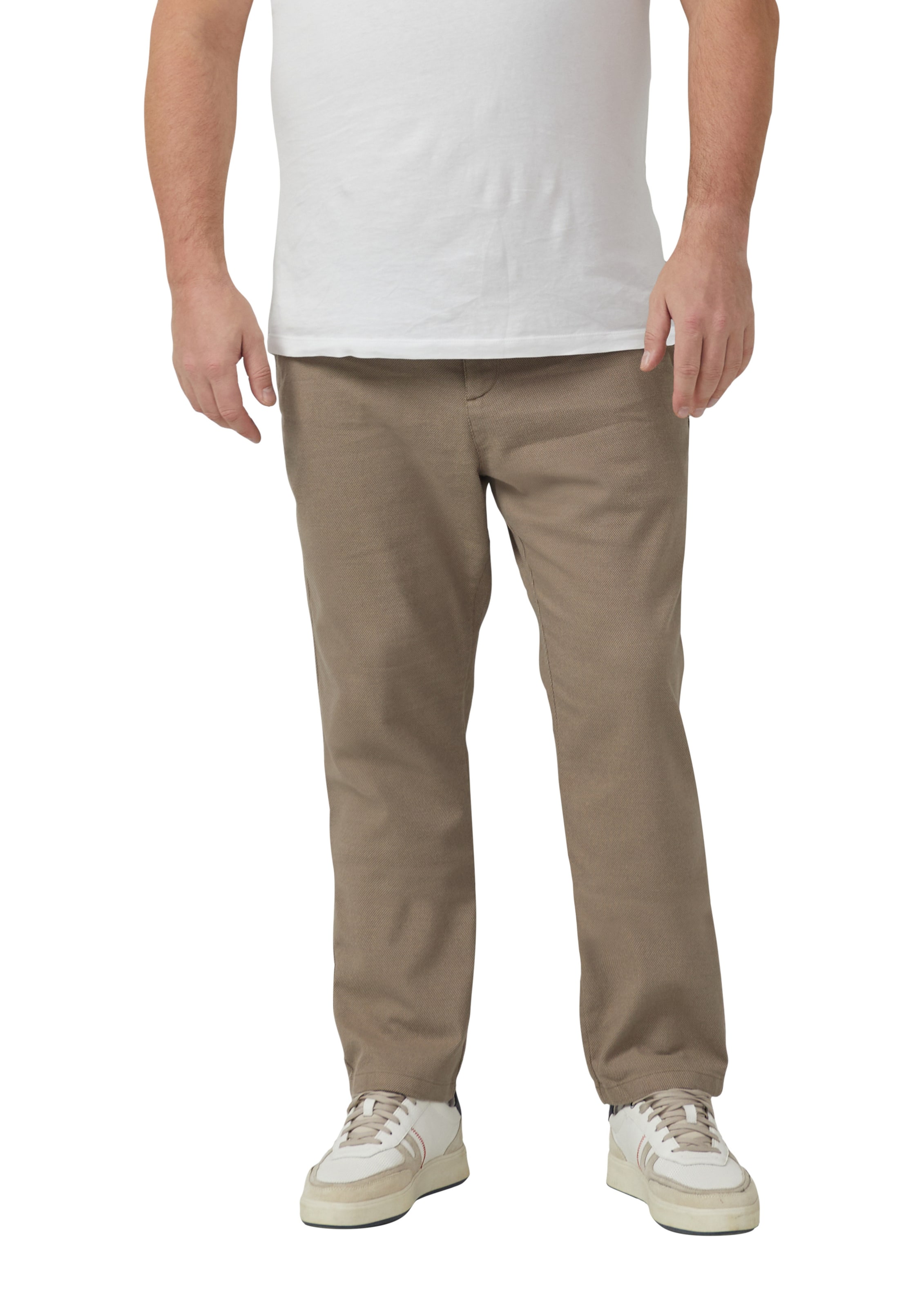 Regular Pantalon chino 'Detroit' s.Oliver en marron : devant