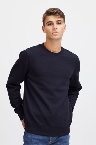 Casual Friday Sweatshirt 'Sebastian' in Blauw: voorkant
