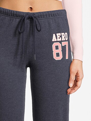 AÉROPOSTALE Дънки Tapered Leg Панталон в синьо