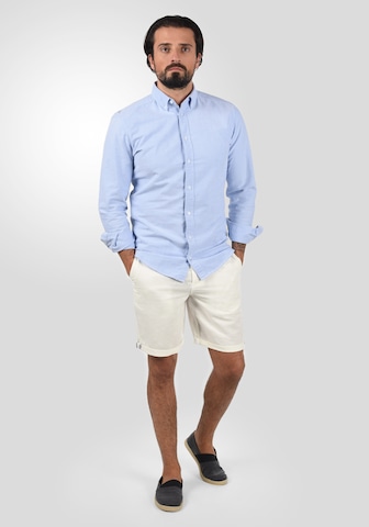 !Solid Regular Shorts 'Loras' in Weiß