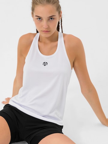 MOROTAI Sporttop 'STRINGER' in Weiß