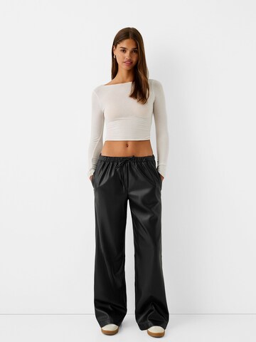 Bershka Wide leg Broek in Zwart