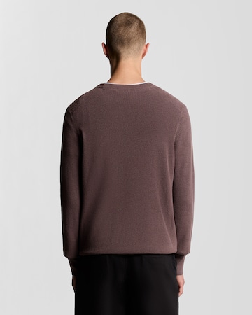 Lyle & Scott Pullover 'Engineered' in Braun