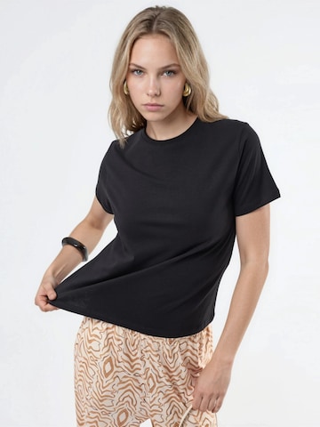Busem - Camisa em preto