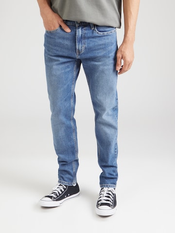 LEVI'S ® Tapered Jeans '512' in Blau: Vorderseite
