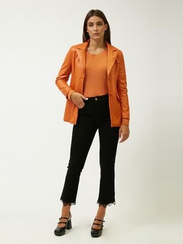 Blazer di Influencer in arancione