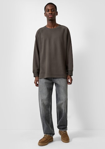 T-Shirt QS en gris : devant