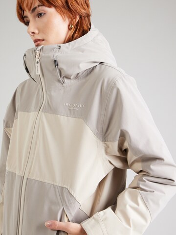 Iriedaily Jacke 'Kat' in Beige