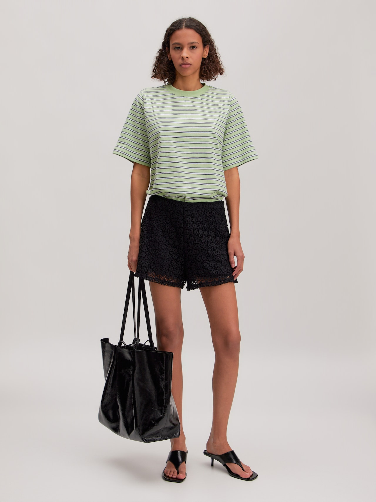 EDITED Producten Broek 'Liza ' Zwart