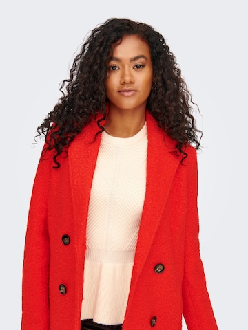 ONLY Ανοιξιάτικο και φθινοπωρινό παλτό 'Piper' σε κόκκινο