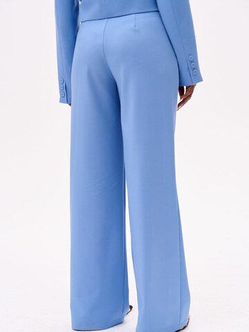 Blue Shadow Regular Pants in Blue