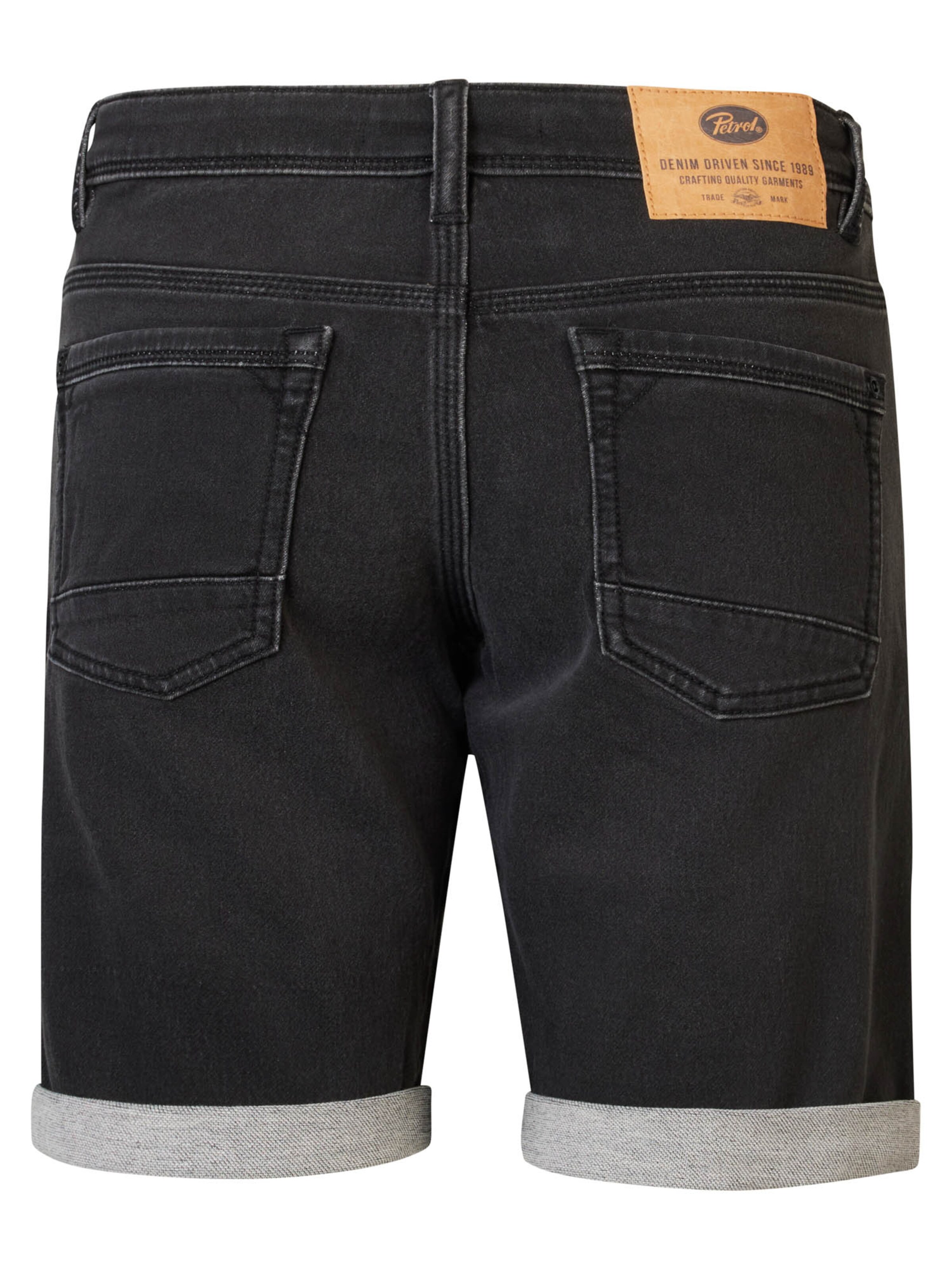 Petrol Industries Slimfit Shorts 'Tidalize' in Schwarz
