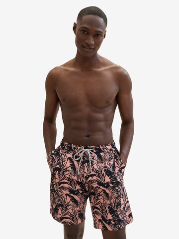 TOM TAILOR Board Shorts in Pink: front