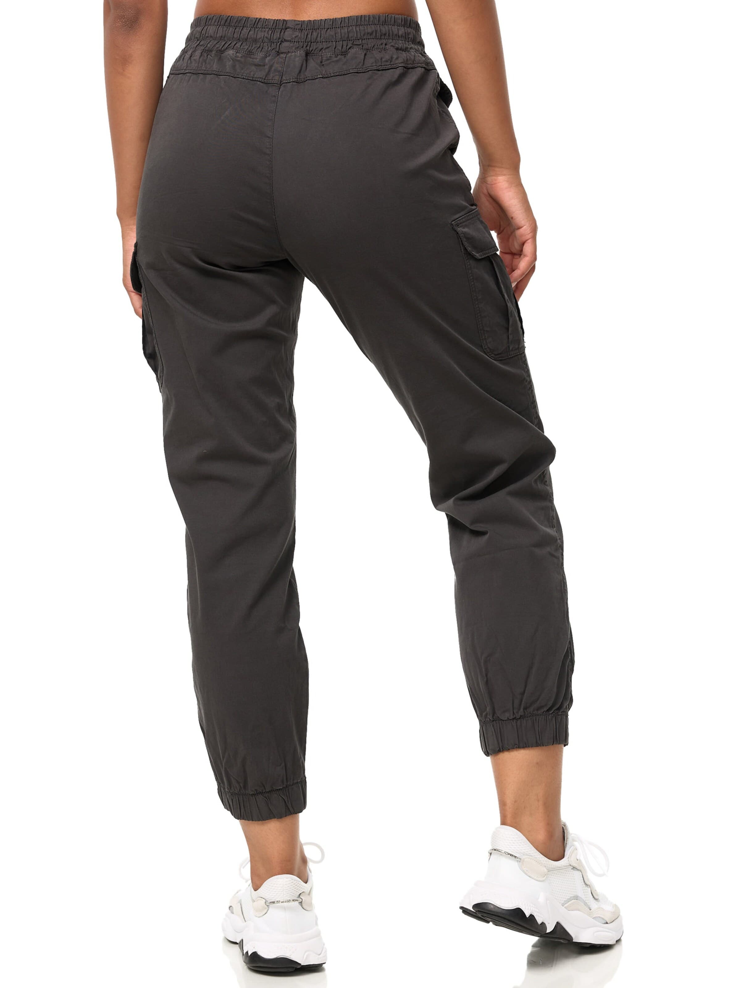 Effilé Pantalon cargo 'F600' Tazzio en gris
