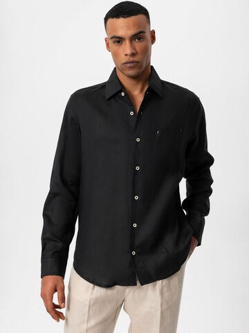 Antioch Regular fit Button Up Shirt in Black: front