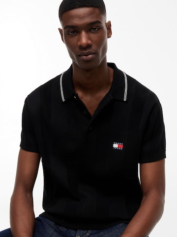 Tommy Jeans Neulepaita värissä musta