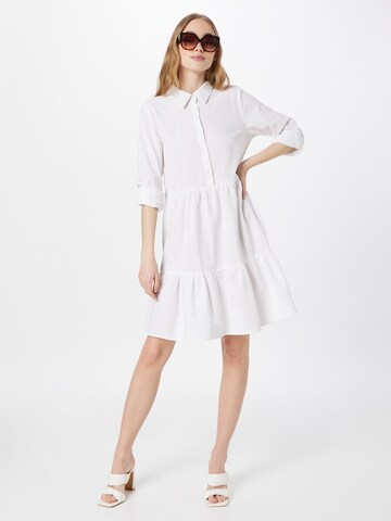 Robe-chemise 'Naya' Kaffe en blanc