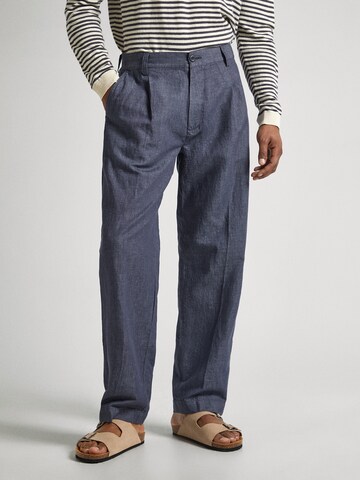 Pepe Jeans Loose fit Pleat-Front Pants in Blue: front