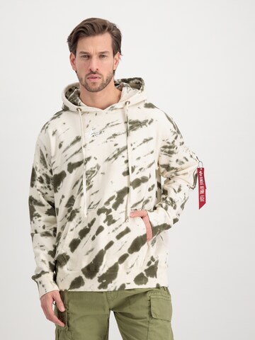 ALPHA INDUSTRIES Sweatshirt in Green