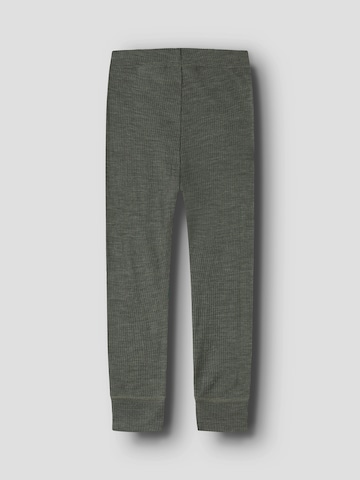 NAME IT - Skinny Leggings 'NMNWAX' en verde