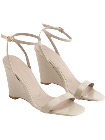Limoya Sandals 'Novah' in Beige