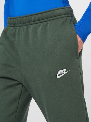 Nike Sportswear Ozke Hlače 'Club Fleece' | zelena barva