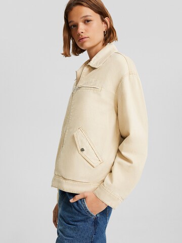 Veste mi-saison Bershka en beige