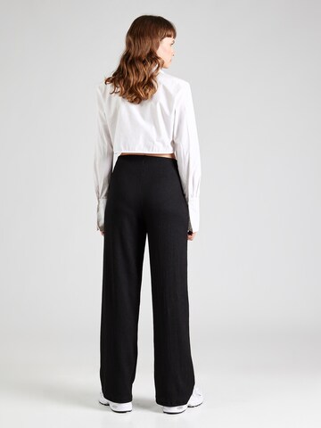 regular Pantaloni 'Elaine Trousers' di ABOUT YOU in nero
