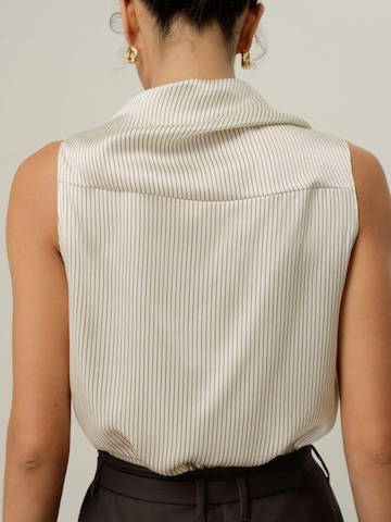 Lilysilk - Blusa en beige