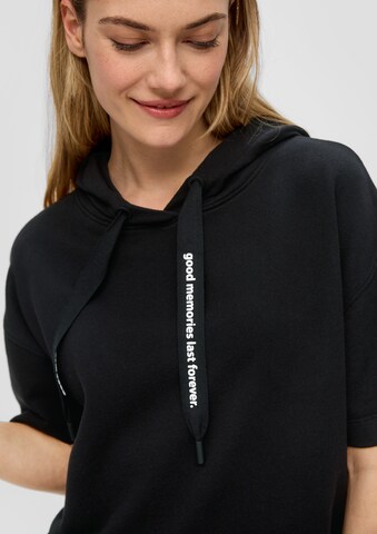 s.Oliver Sweatshirt in Schwarz