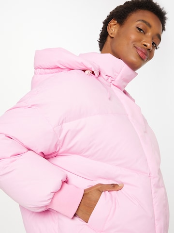LEVI'S ® Winterjas 'Baby Bubble Puffer' in Roze