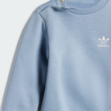 ADIDAS ORIGINALS Костюм для бега 'Essentials' в Синий