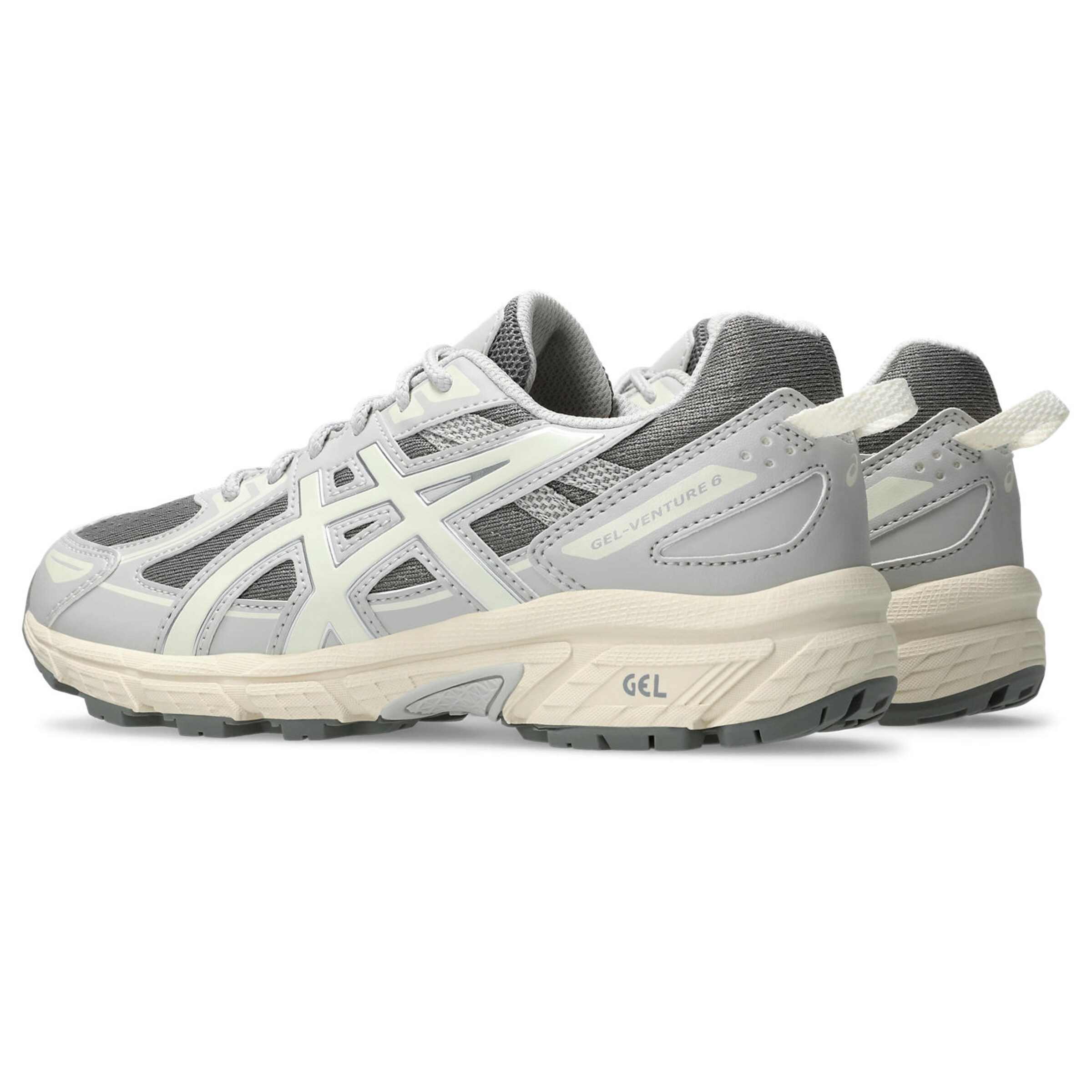 ASICS Sneaker in Grau