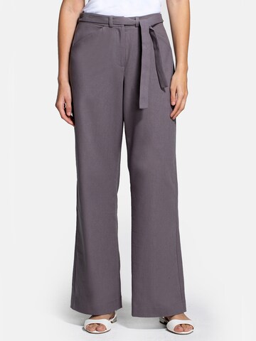 HotSquash Loose fit Pants in Grey: front