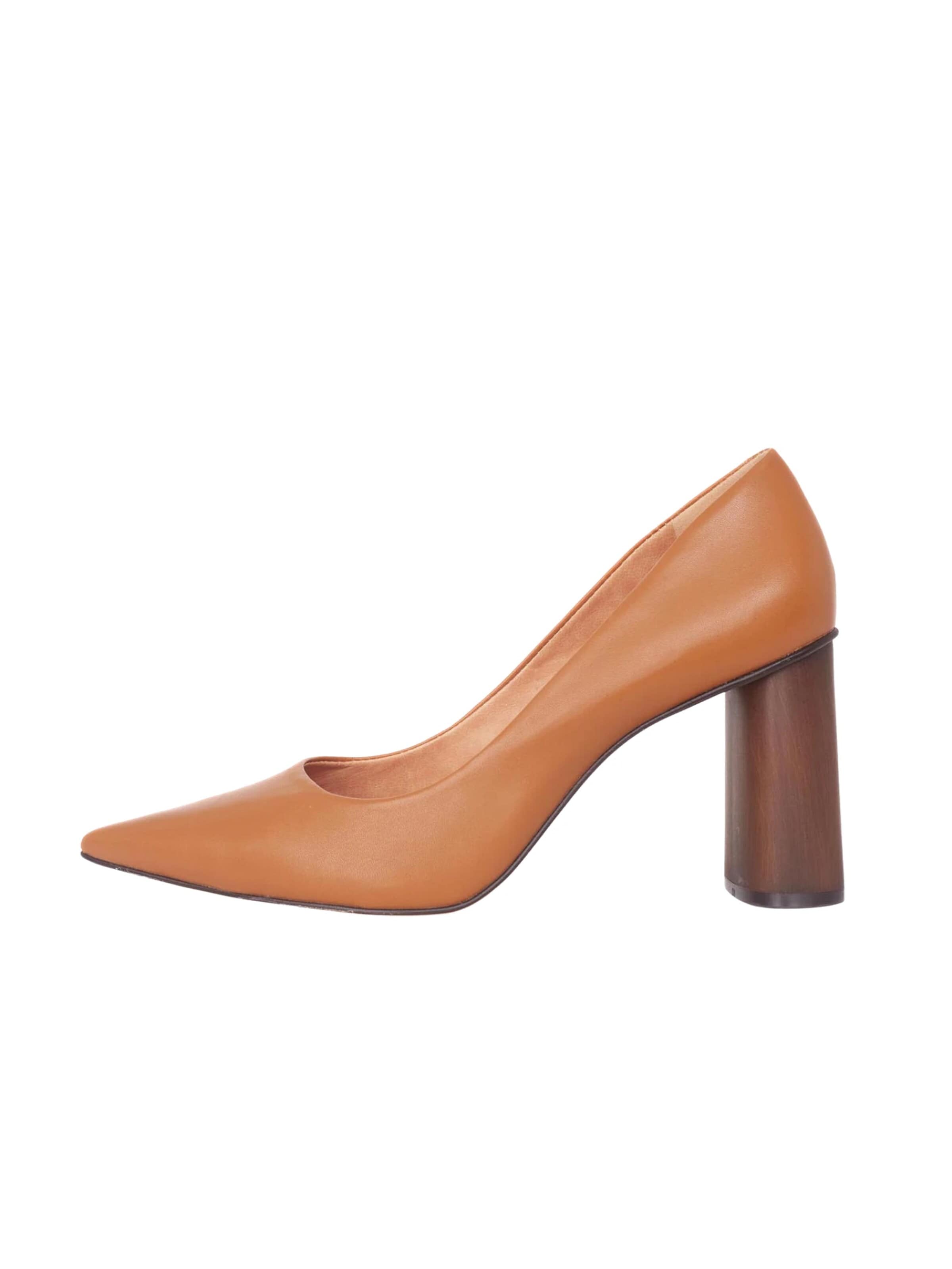 Escarpins 'Plinia' Mangara Atelier en marron : devant