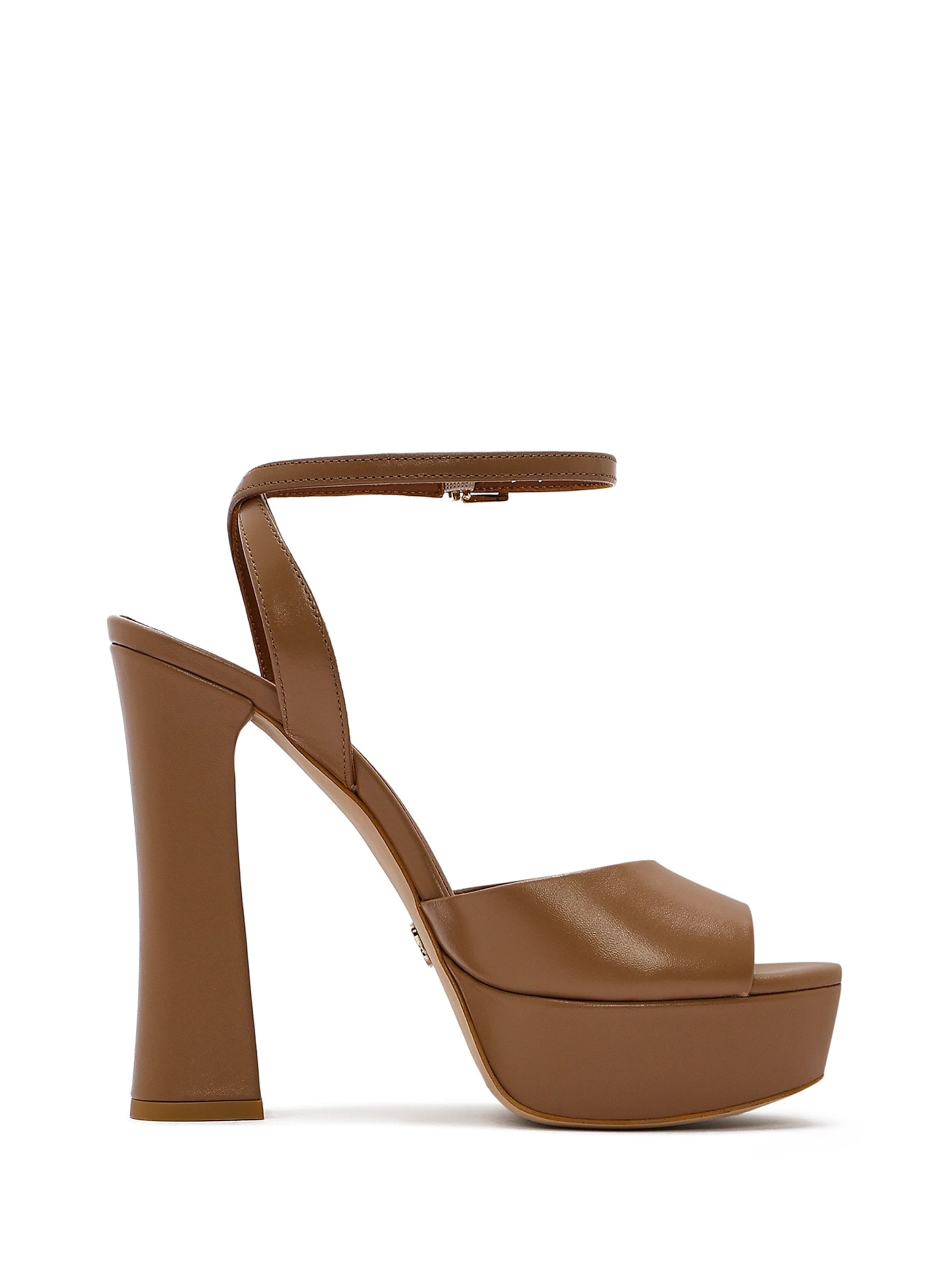 Sandalo con cinturino di Derimod in beige
