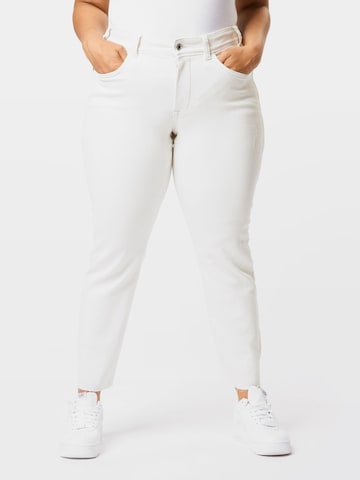 Tom Tailor Women + Jeans in White: front