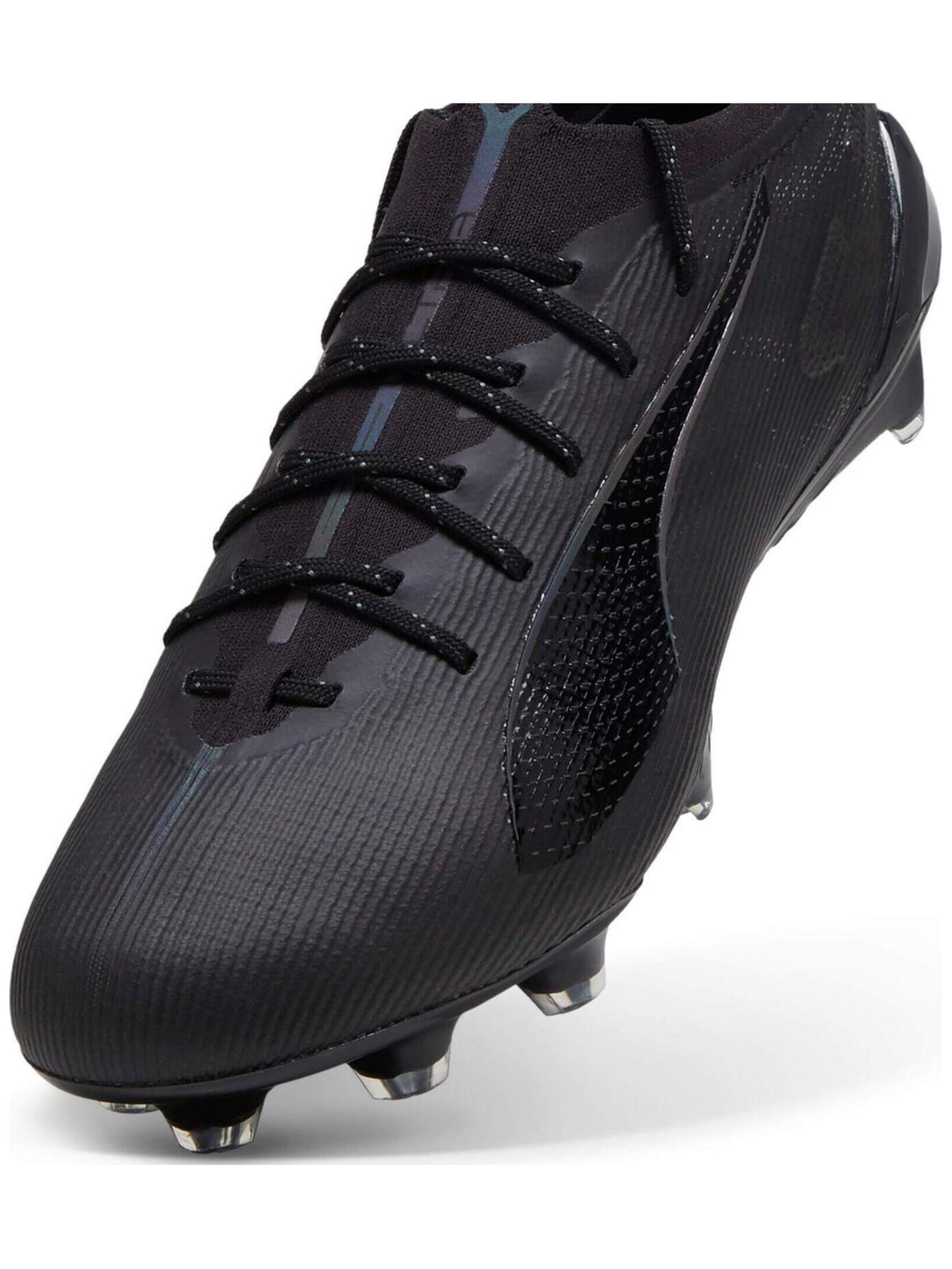 PUMA Voetbalschoen 'Puma Ultra Ultimate FG' in Zwart: voorkant