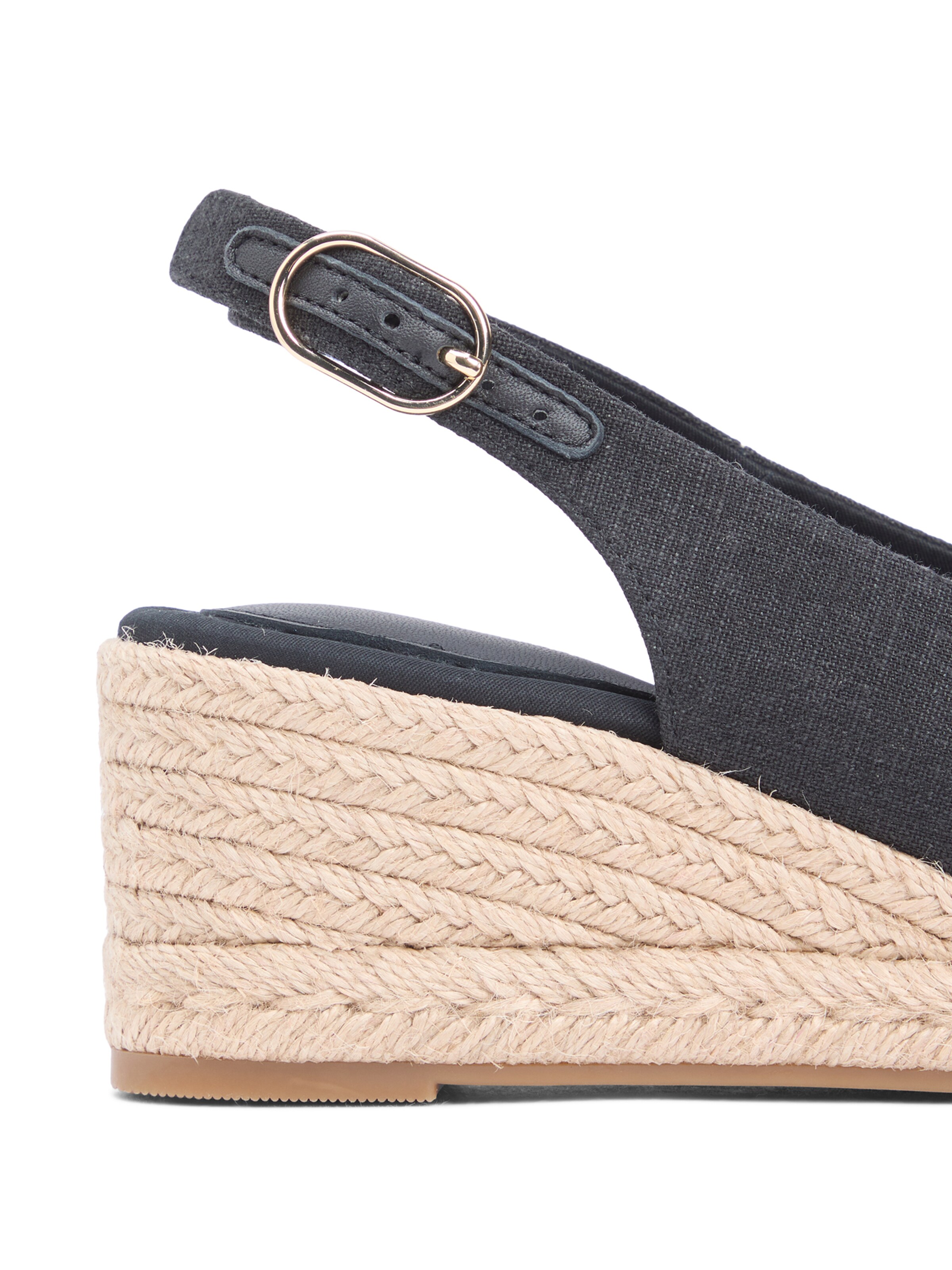 TOMMY HILFIGER Сандали в черно