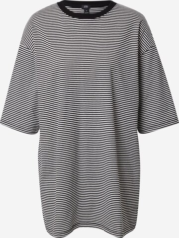 Tricou supradimensional de la River Island pe negru: față