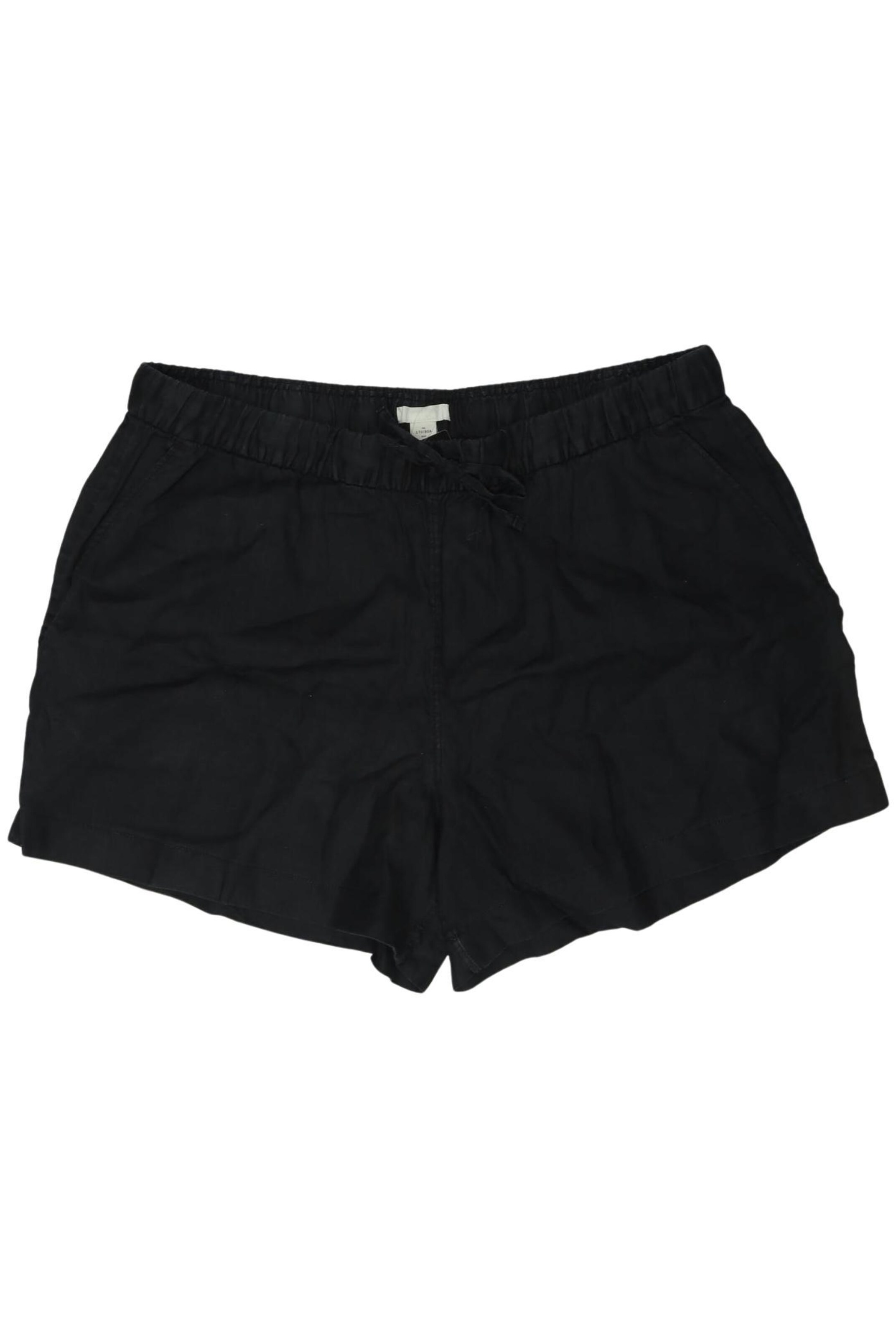 Arket Shorts in M in Black: front